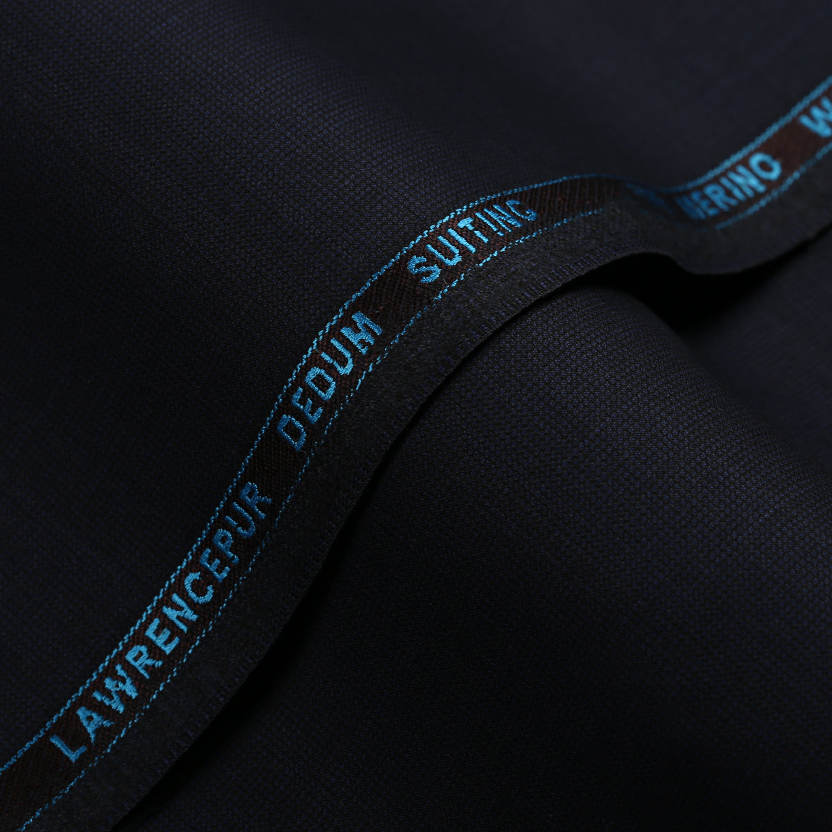 End on End Textured-Midnight Blue, Merino Wool Blend Dedum Suiting Fabric